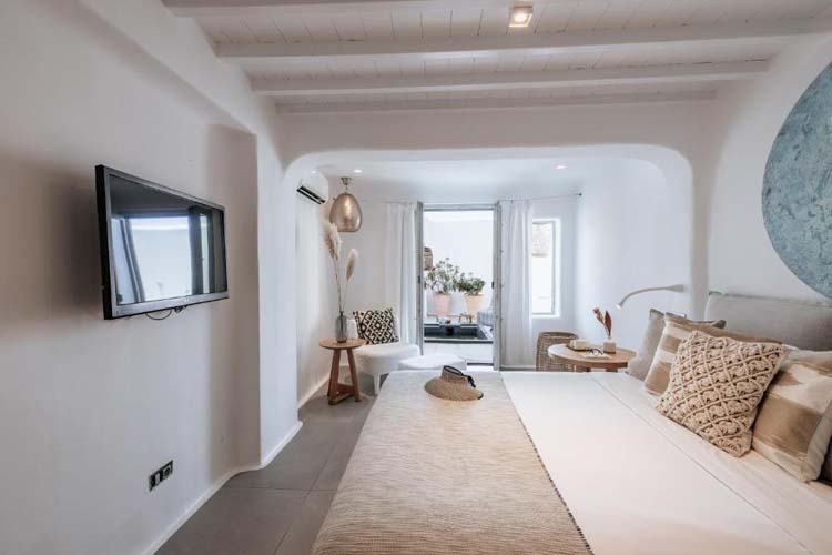 Deluxe Double Room with Hot Tub - Mykonos Ammos Hotel - Mykonos