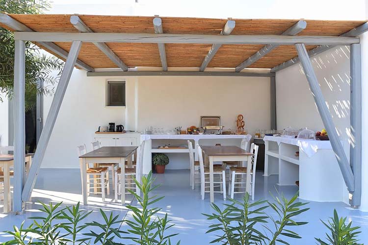 Terrace - Crystal Mare Suites - Naxos
