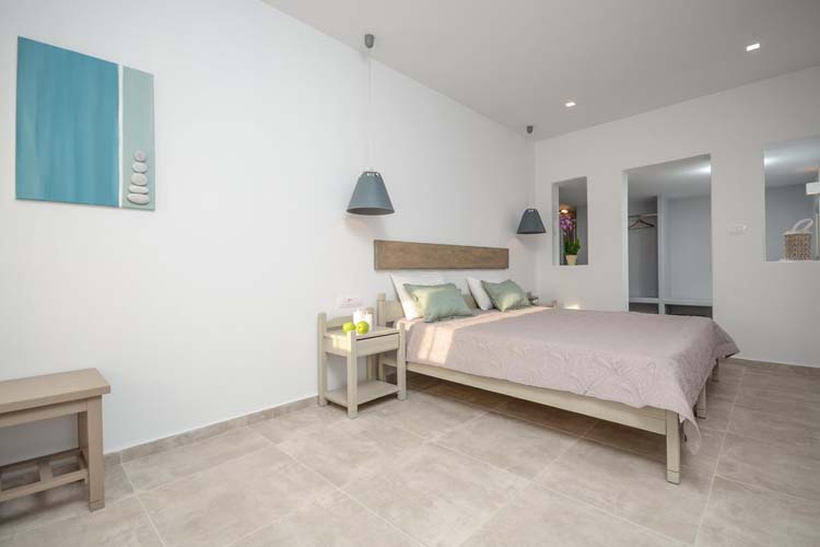 Suite with Jetted Bath Tub - Argo Boutique Hotel - Naxos