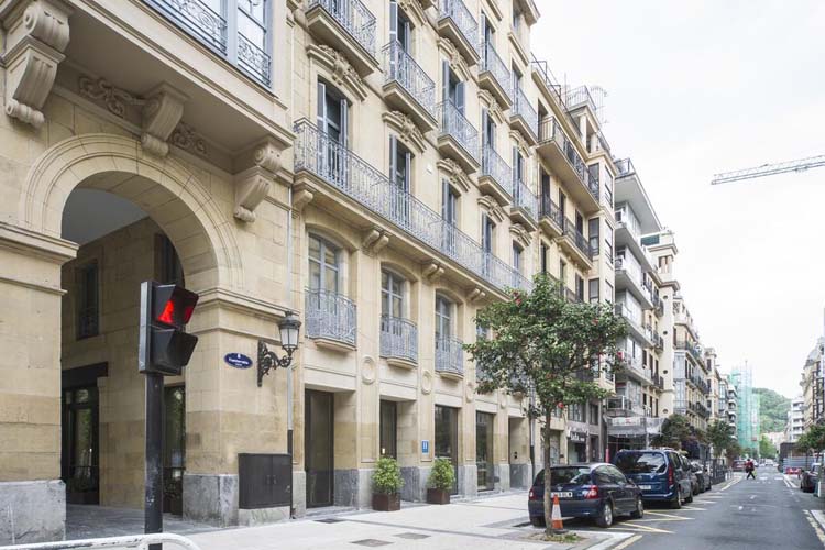 Facade - Hotel Arbaso - San Sebastián