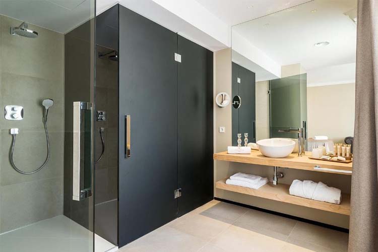 Superior Queen Room - Hotel Casa Peya - Costa Brava