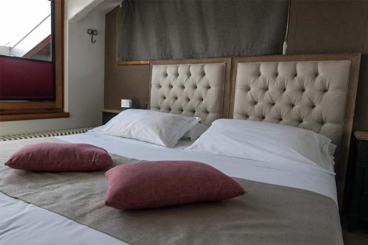 Double Room with Balcony - Agriturismo Tre Terre - Pianello del Lario