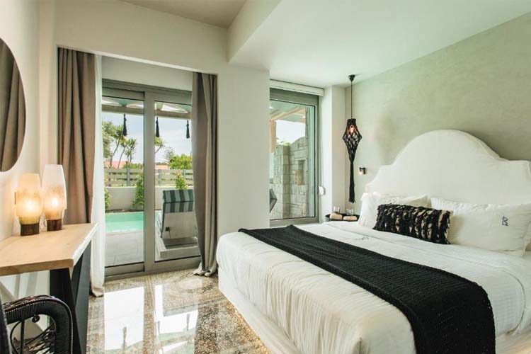 Double Suite Side Sea View with Private Pool - Blue Carpet Luxury Suites - Pefkochori