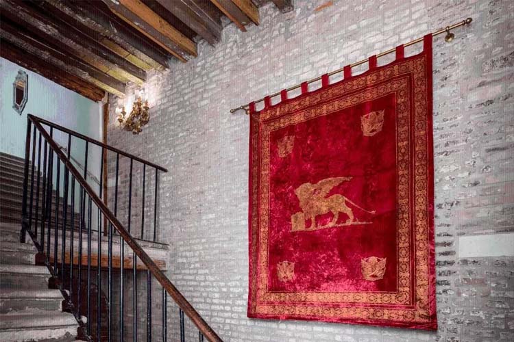 Interior - Locanda Leon Bianco on the Grand Canal - Venecia
