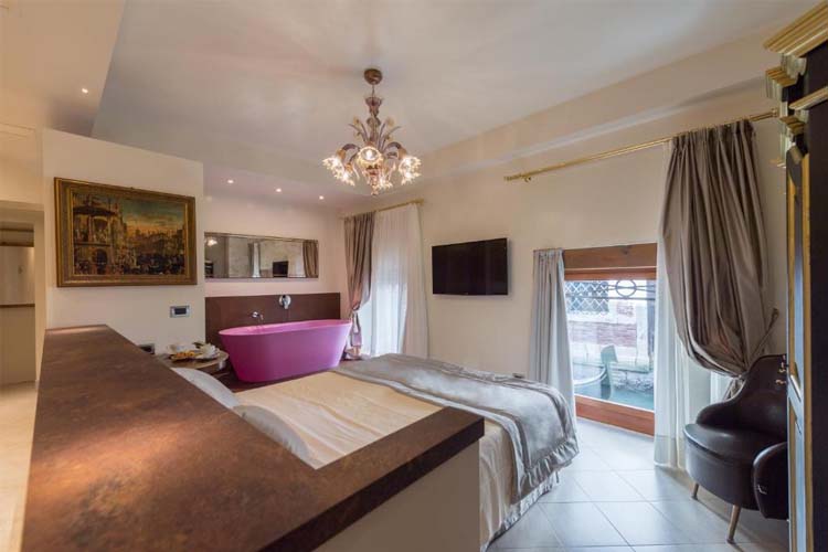 Exclusive Junior Suite - Locanda Leon Bianco on the Grand Canal - Venecia