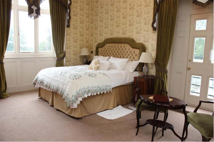 Deluxe Double Room - Rossington Hall - Doncaster
