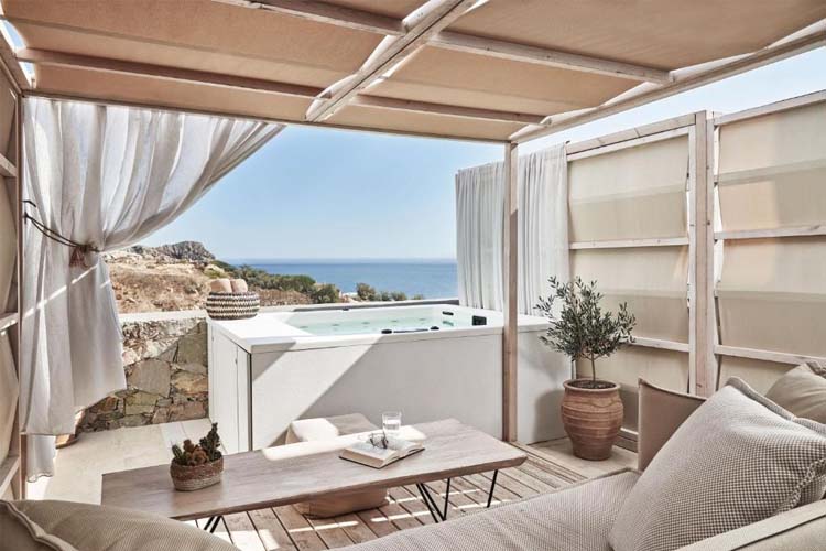 Queen Suite with Spa Bath - Volcano Luxury Suite Milos - Paliochori