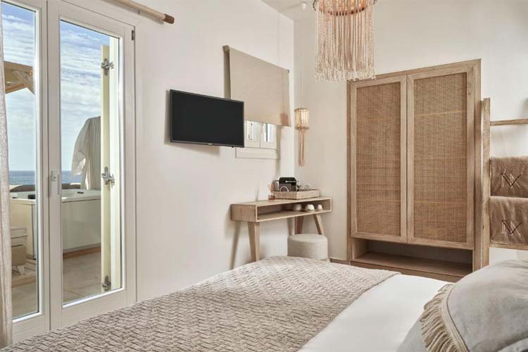 Suite with Spa Bath - Volcano Luxury Suite Milos - Paliochori