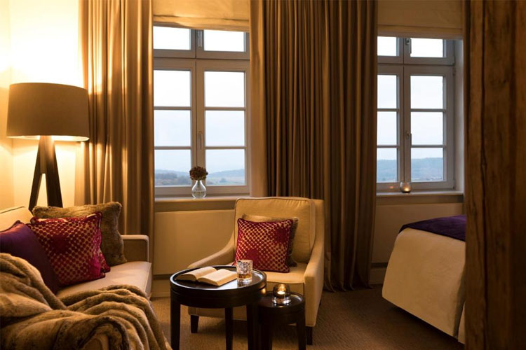 Double Room - Hotel Brunnenhaus Schloss Landau - Landau