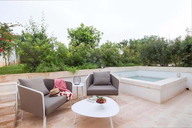 Junior Suite with external Jacuzzi - Masseria San Giovanni - Fasano 