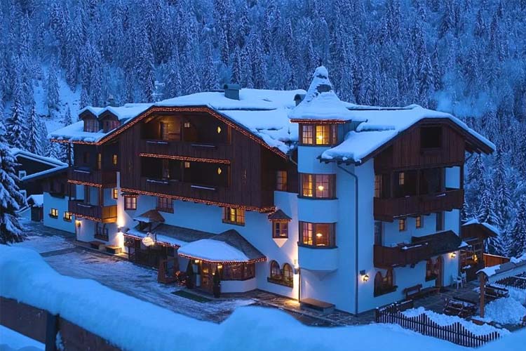 Winter View - Bio Hotel Hermitage - Madonna di Campiglio