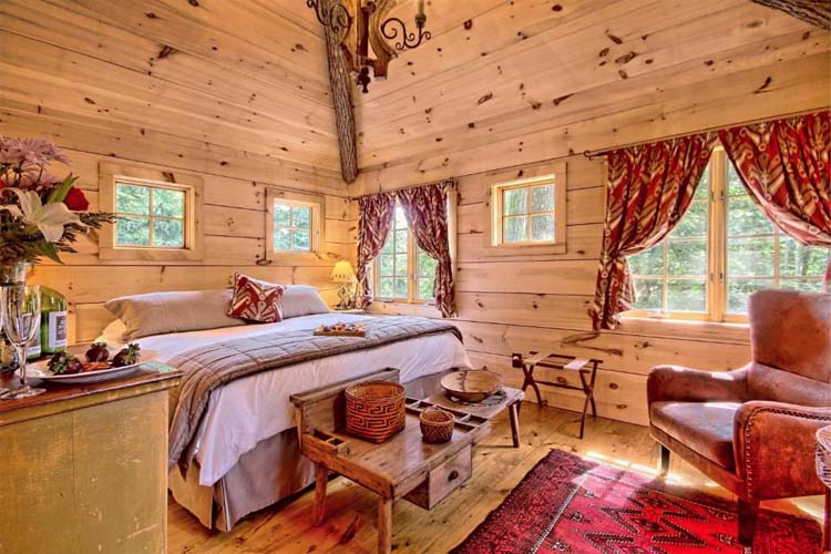 King Room - Lake Rabun Hotel & Restaurant - Lakemont