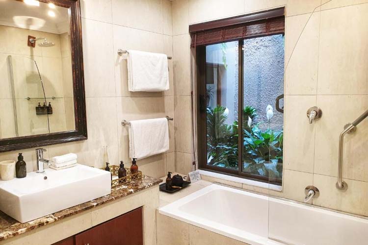 Luxury Double Room - The Residence - Johannesburg
