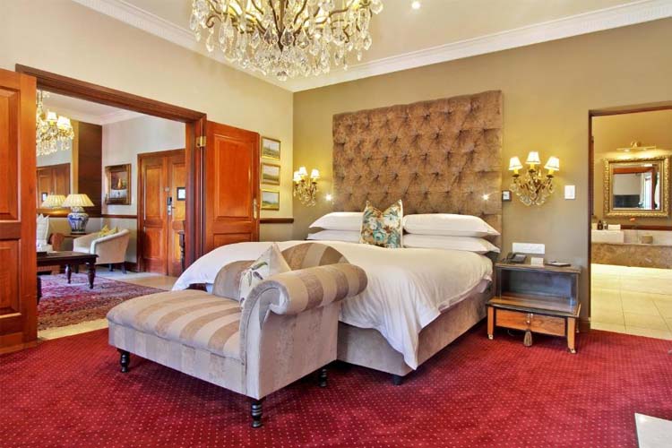 One bedroom Luxury Suite - The Residence - Johannesburg