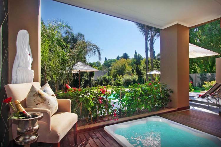 One bedroom Luxury Suite - The Residence - Johannesburg
