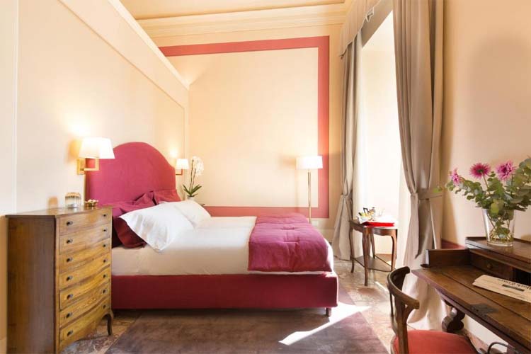 Double or Twin Room with City View - Cerretani Palace Luxury B&B - Florence