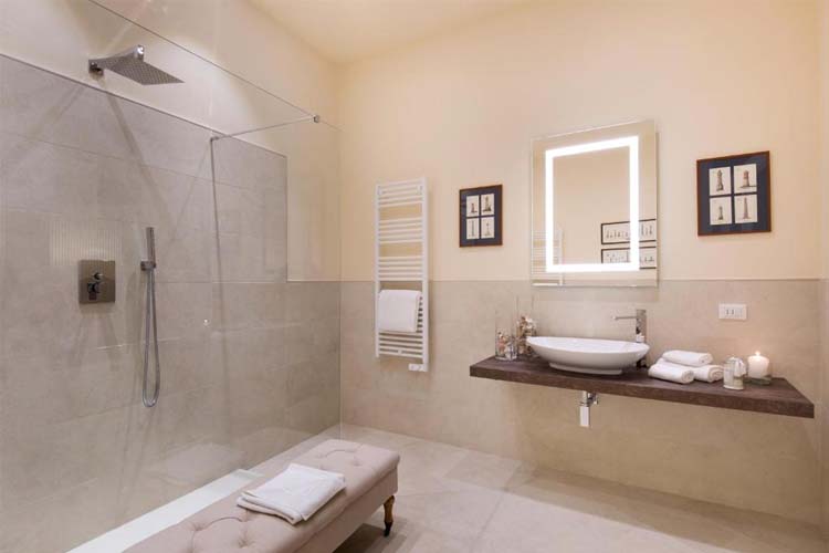 Superior Double Room - Cerretani Palace Luxury B&B - Florence