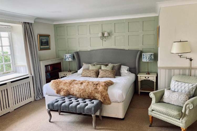 Suite - Burleigh Court Hotel - Stroud