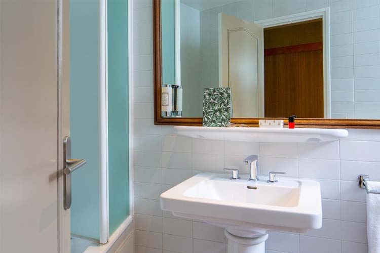 Executive Triple Room - Hotel Louison - Paris