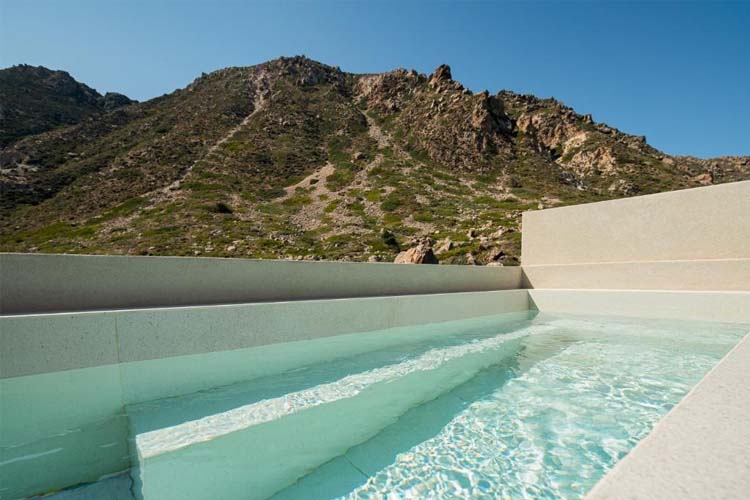 Junior Suite with Plunge Pool - Milos Cove - Komia