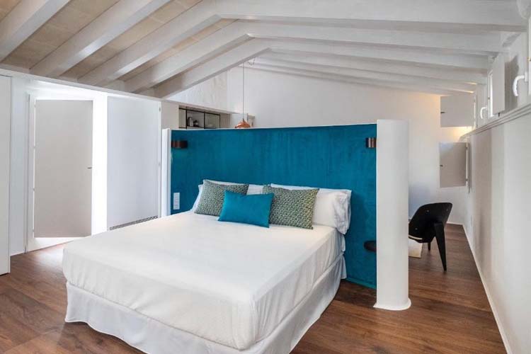 Deluxe Suite with Terrace - Divina Suites Hotel Boutique - Ciudadella
