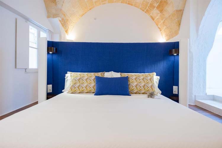Deluxe Suite with Terrace - Divina Suites Hotel Boutique - Ciudadella