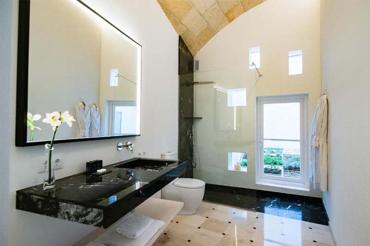 Deluxe Suite with Terrace - Divina Suites Hotel Boutique - Ciudadella