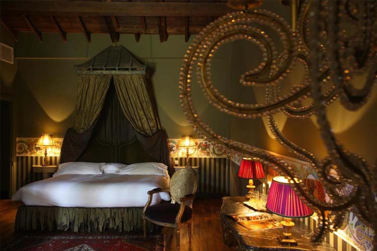 Suite - Jardins Secrets - Nîmes