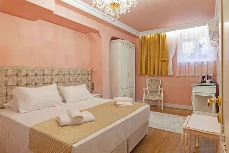 Deluxe Double Room with Bath - Via Villa Iliotti - Rhodes Town