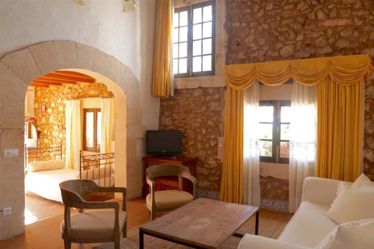 Junior Suite (2 Adults) with Terrace and Spa Access - Hotel Rural es Turó - Ses Salines