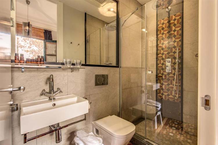 Double Room with Balcony - We Boutique Hotel Barcelona - Barcelona