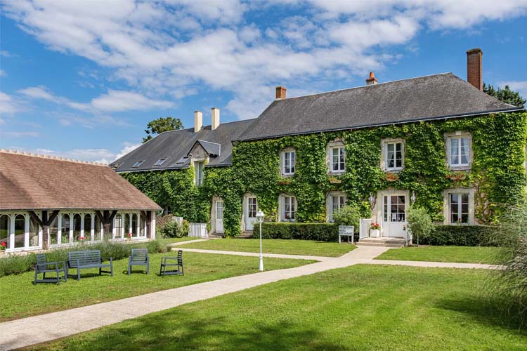 Facade - Le Fleuray - Cangey