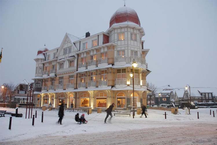 Capa 8 - Grand Hotel Belle Vue - De Haan