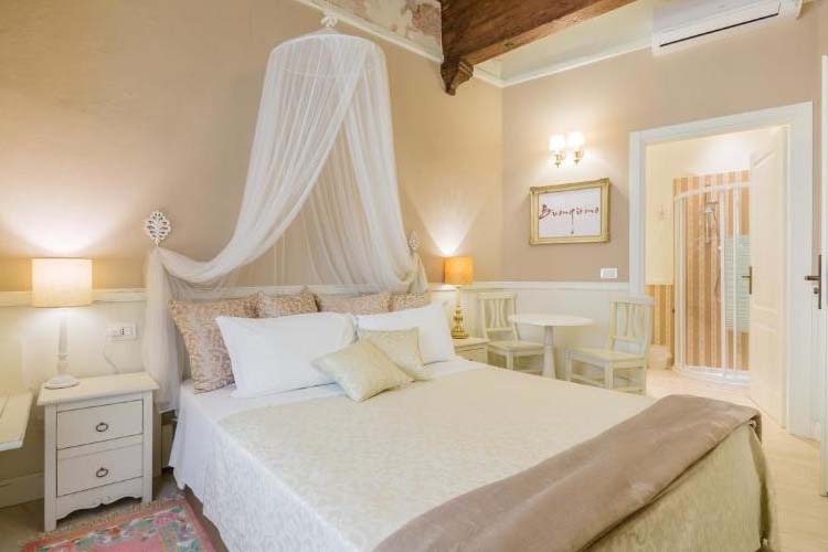 Superior Double Room - Vecchia Verona - Verona