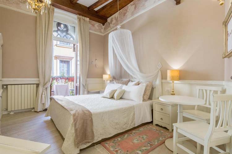 Superior Double Room - Vecchia Verona - Verona