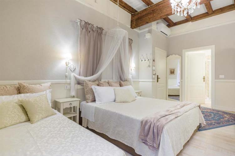Superior Triple Room - Vecchia Verona - Verona