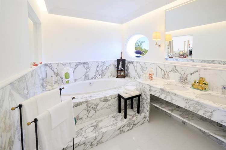 Large Suite with Terrace and Sea View - Hotel Caesar Augustus - Capri, Ischia and Procida