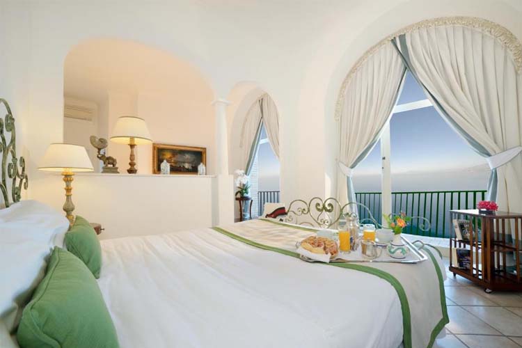 Suite with Terrace and Sea View - Hotel Caesar Augustus - Capri, Ischia and Procida
