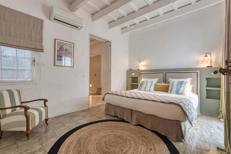 Double Room with Patio - Can Albertí 1740 Boutique Hotel - Mahón 