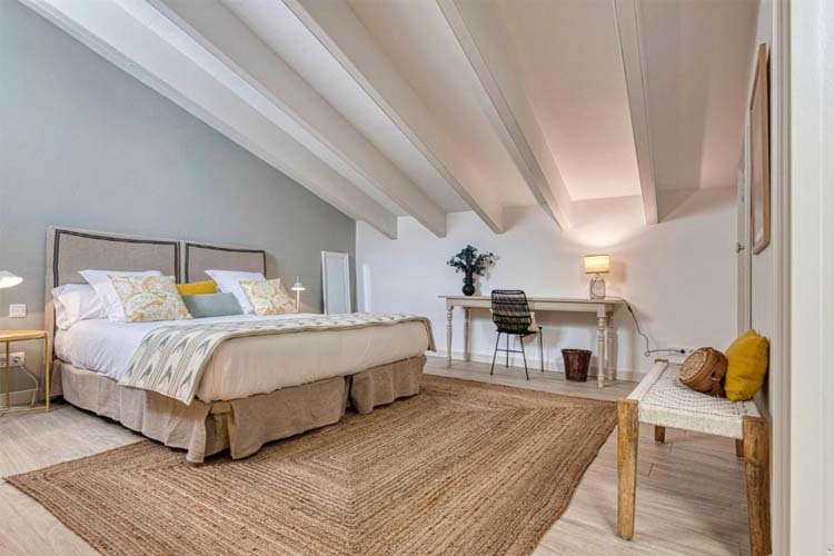 Superior Double Room - Can Albertí 1740 Boutique Hotel - Mahón 