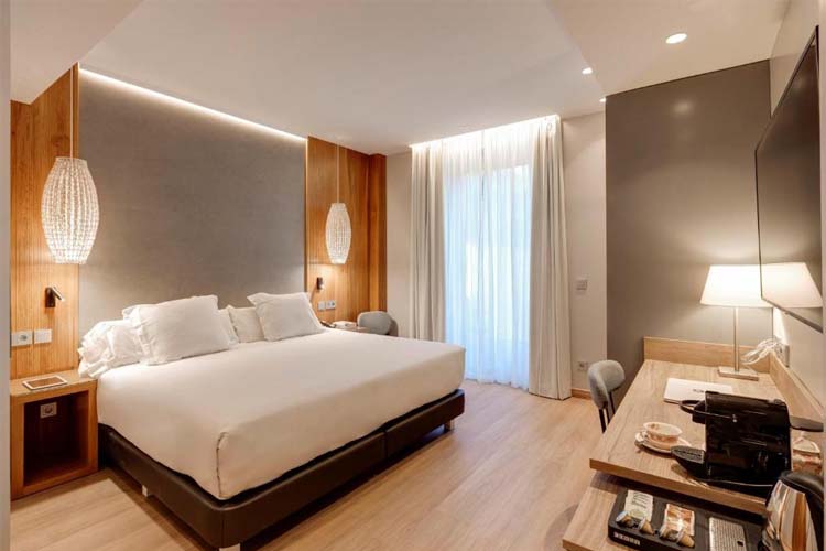 Deluxe with Hammam - Hotel Boutique Mirlo Barcelona - Barcelona