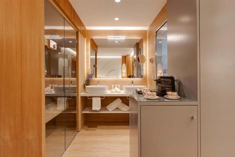 Suite with Hammam, Hydromassage Bathtub, Sauna and Terrace - Hotel Boutique Mirlo Barcelona - Barcelona
