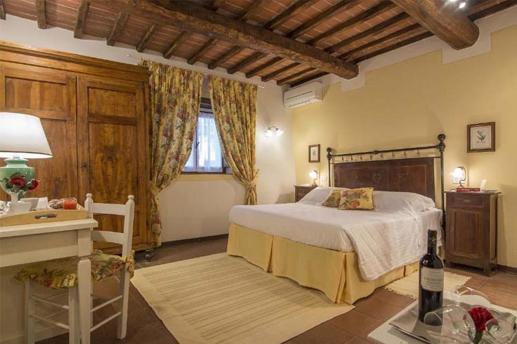 Basic Double Room - Hotel Belvedere di San Leonino - Castellina in Chianti