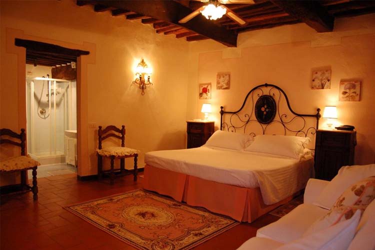 Classic Triple Room - Hotel Belvedere di San Leonino - Castellina in Chianti