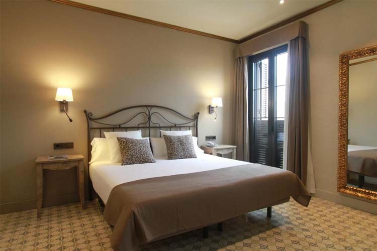 Double or Twin Room with Street View - Hotel Diana - Costa Brava