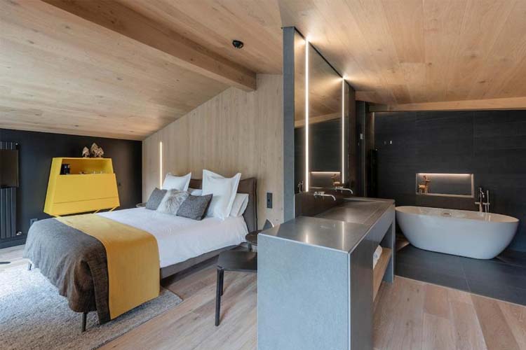 Suite with Balcony - Hotel Naudi Boutique - Soldeu