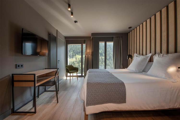 Double or Twin Room with Mountain View - Hotel Naudi Boutique - Soldeu