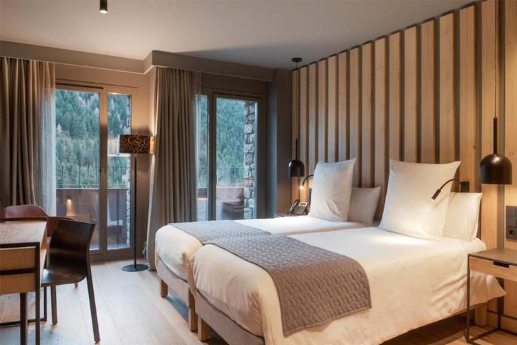 Twin Room - Disability Access - Hotel Naudi Boutique - Soldeu