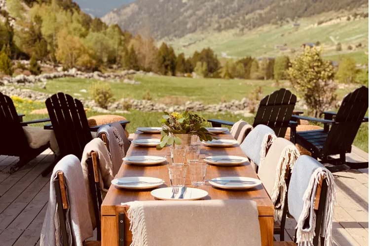 Terrace - L'Ovella Negra Mountain Lodge - Vall d'Incles