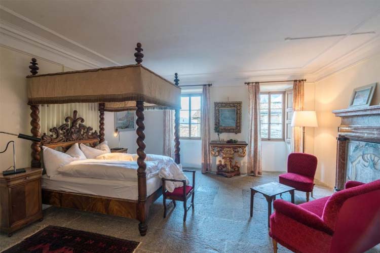 Double Room with Private Bathroom - Hotel Palazzo Salis - Soglio